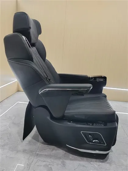 Luxusní auto Alphard Seat